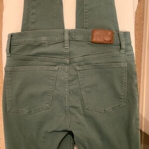 Madewell Jeans 9” high rise button front stretch denim skinny jean green